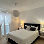 Room Mrcela With Big Balcony And Sea View